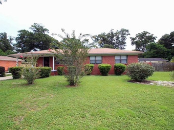 Room for rent in Pensacola, FL $750, house