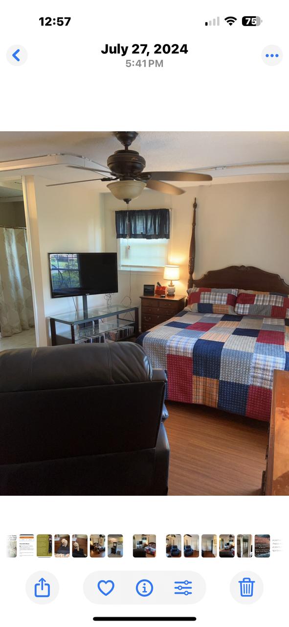 Profile photo 6 of 10