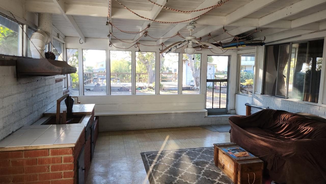 Profile photo 4 of 6