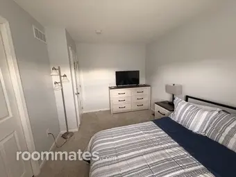 Room for rent in Bear, DE $900, townhouse
