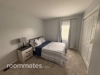 Room for rent in Bear, DE $850, house