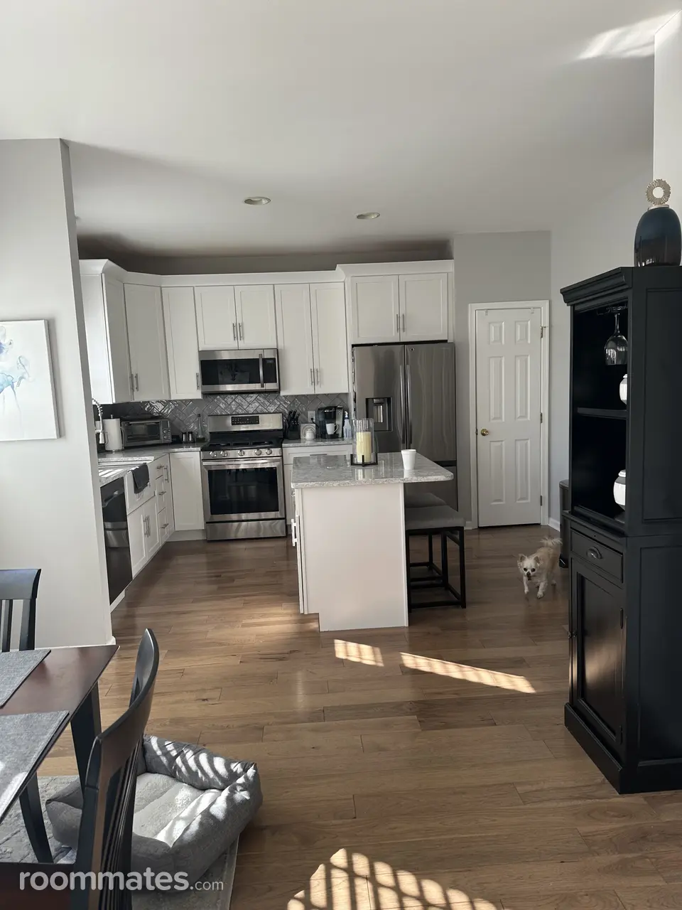 Profile photo 8 of 8