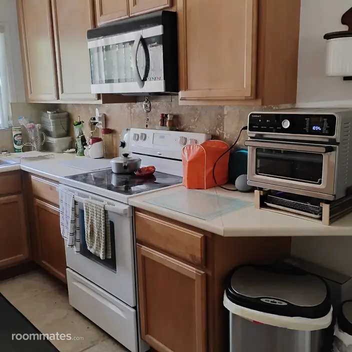 Room for rent in San Diego, CA $900, house