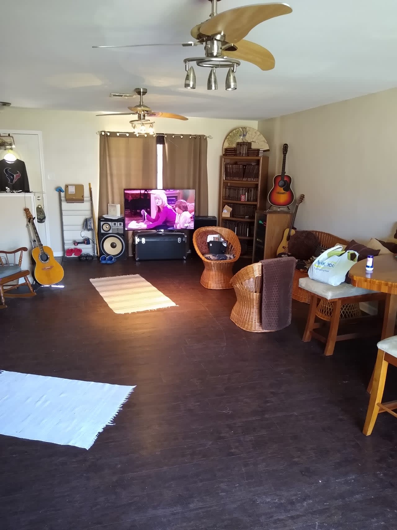 Profile photo 7 of 12