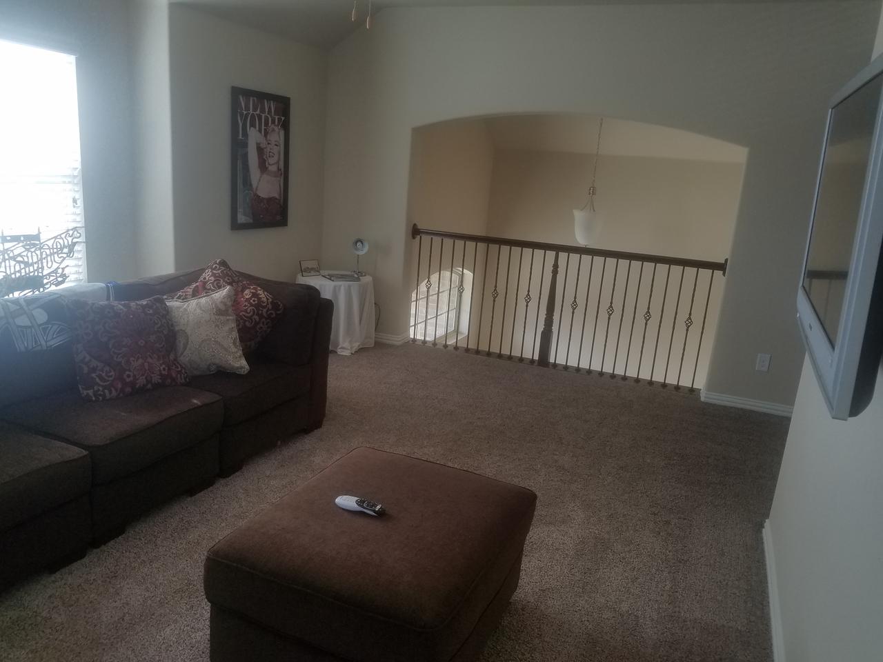 Profile photo 9 of 12