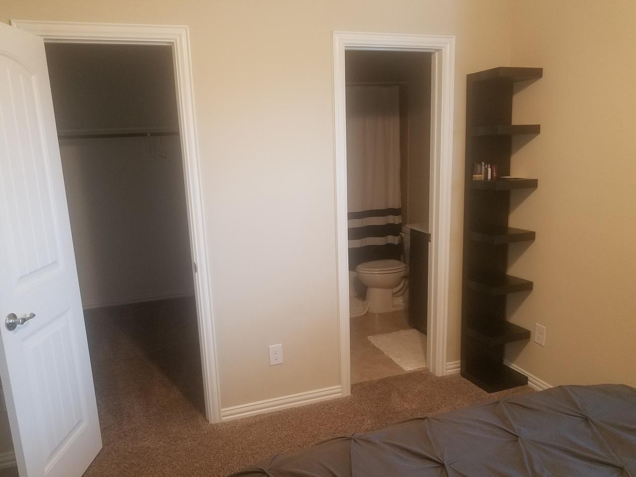 Profile photo 5 of 12