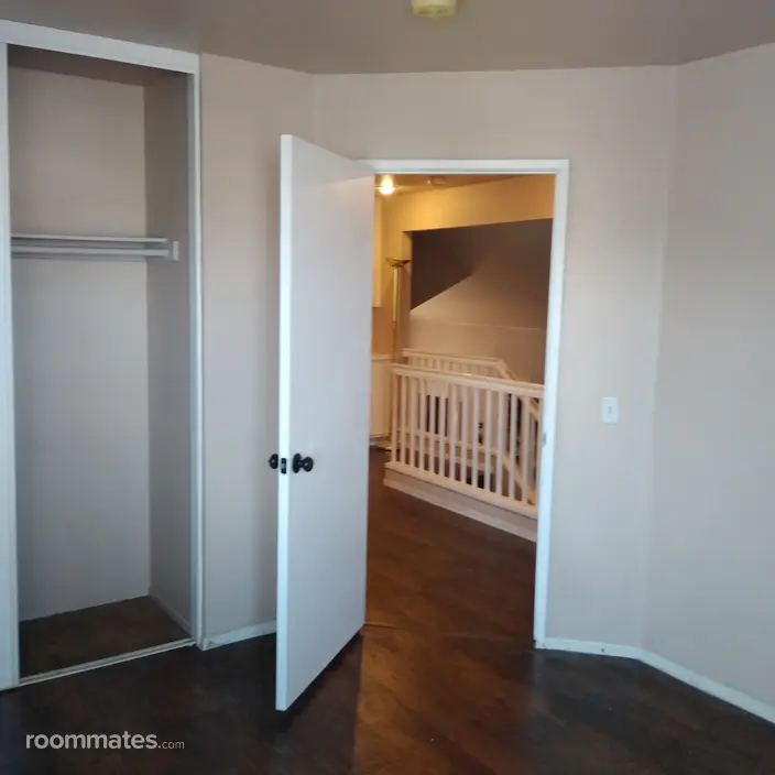 Room for rent in Fontana, CA $850, house