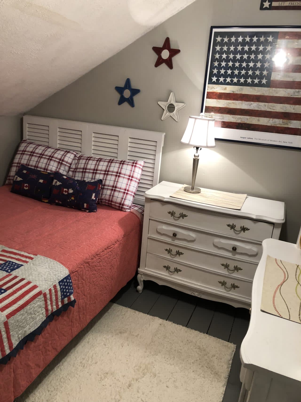 Profile photo 2 of 10