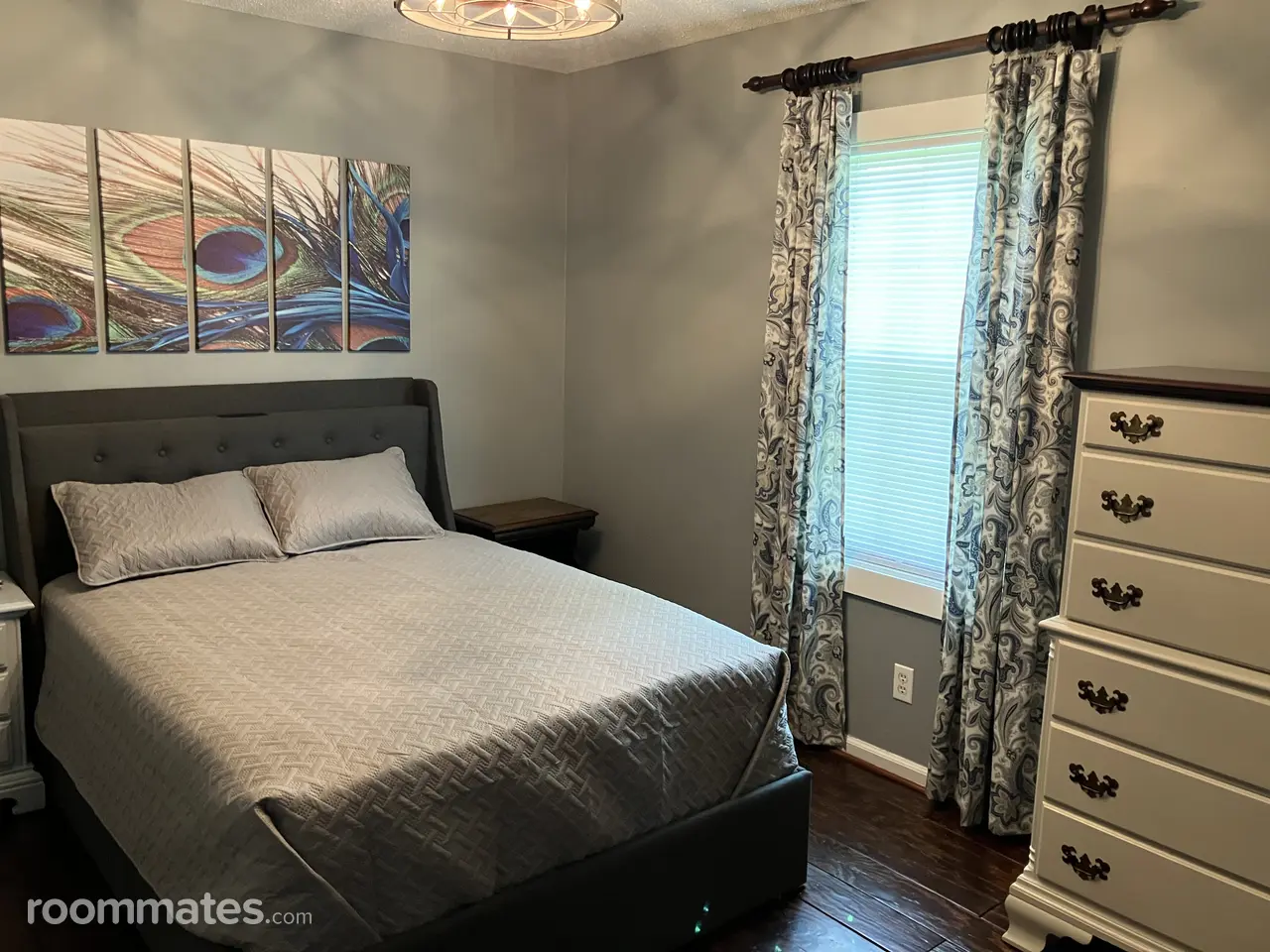 Profile photo 6 of 6