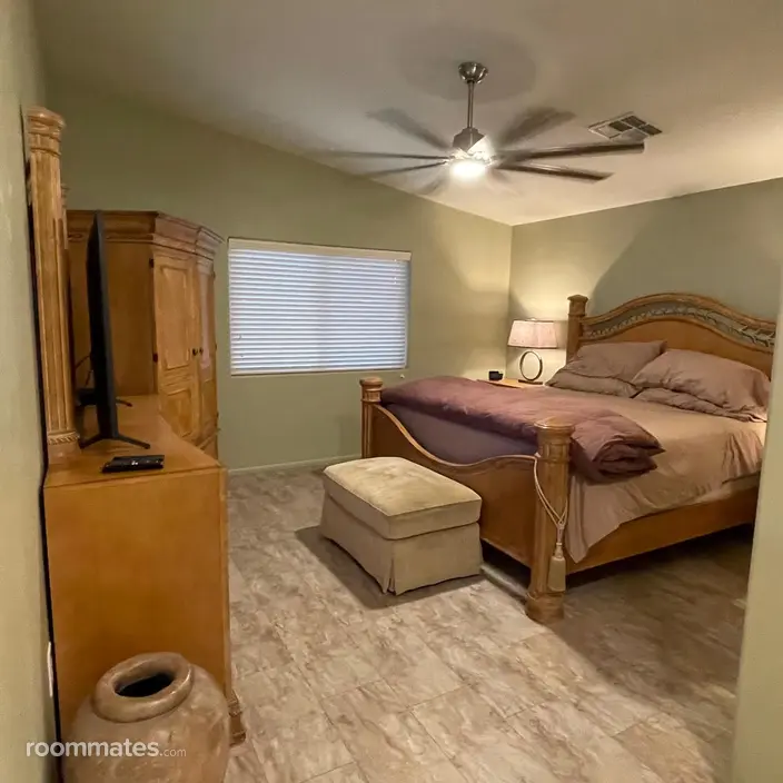 Room for rent in Sun City, AZ $1600, house