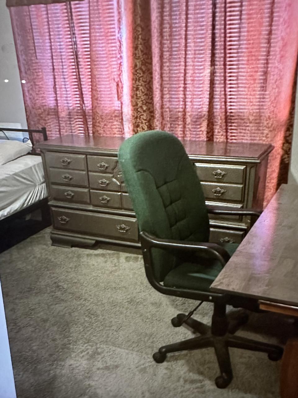 Profile photo 6 of 10