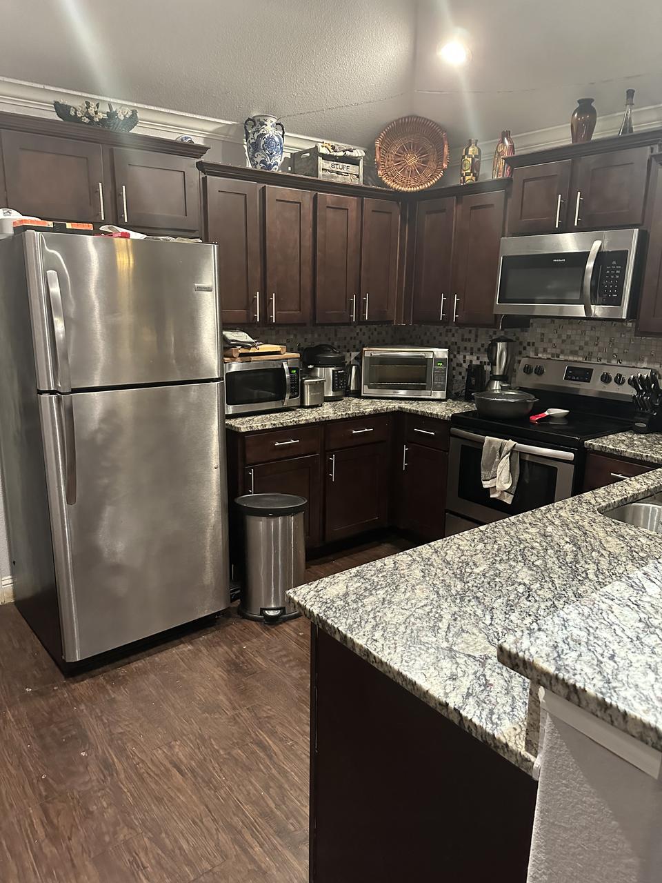 Profile photo 4 of 10