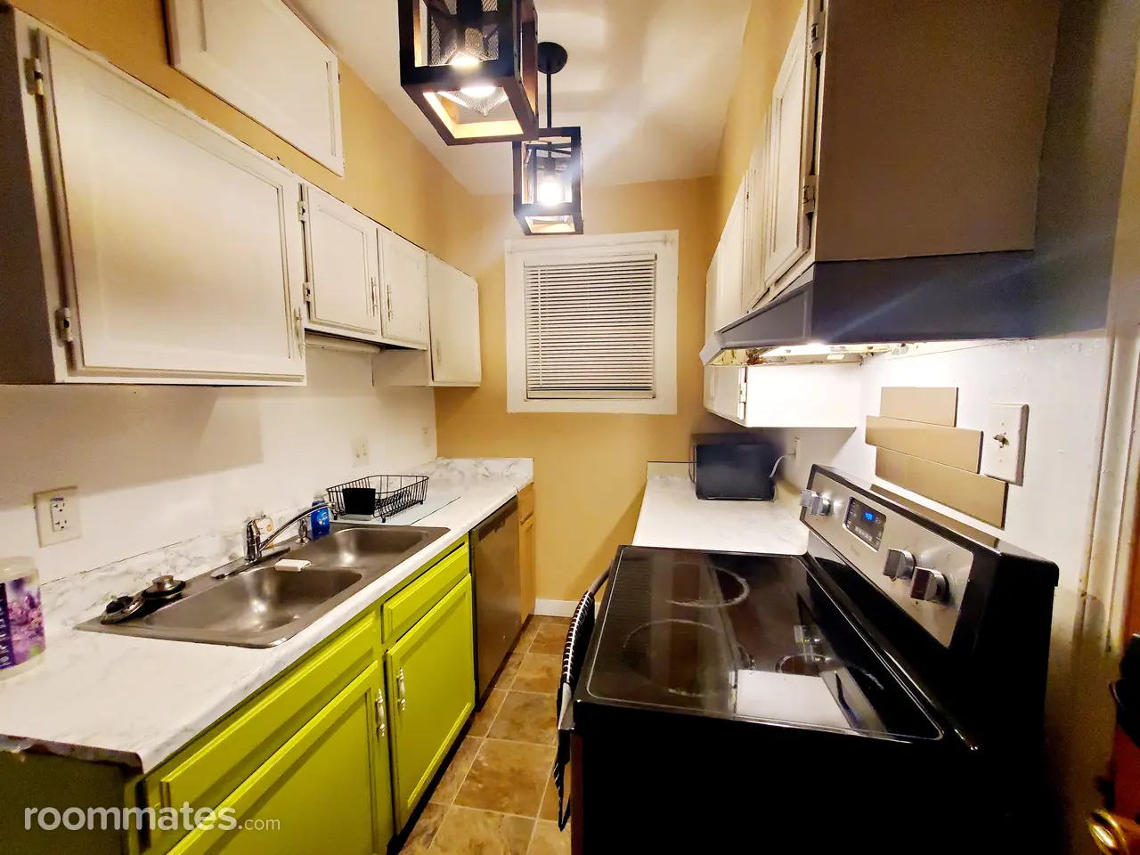 Profile photo 5 of 17