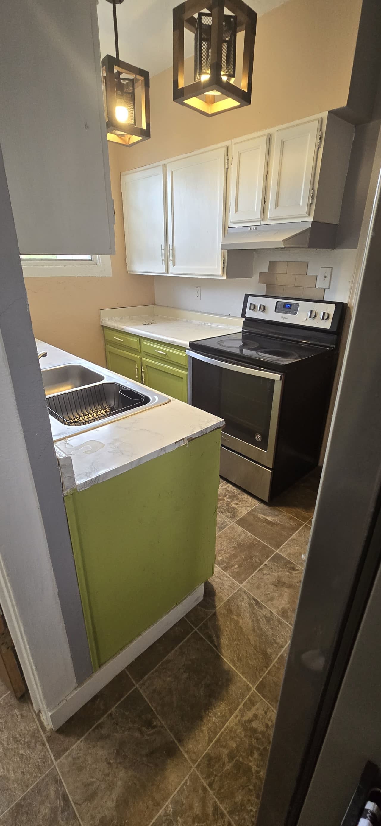 Profile photo 10 of 18