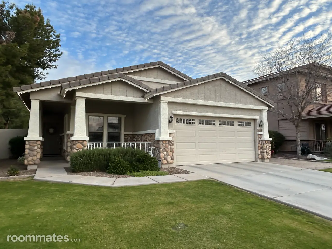 Profile photo 1 of 3