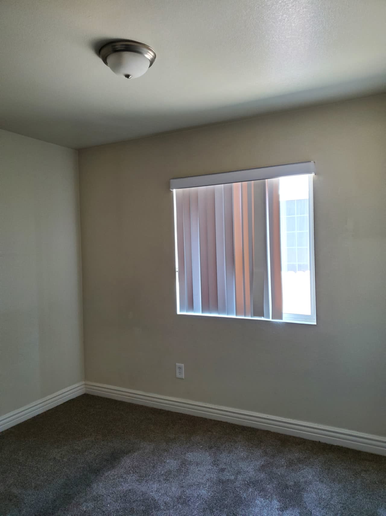 Profile photo 4 of 7