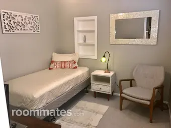 Room for rent in Massapequa, NY $1150, house