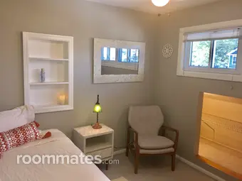 Room for rent in Massapequa, NY $1150, house