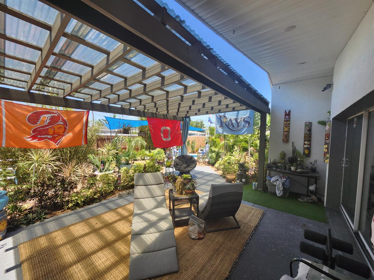 Profile photo 6 of 14