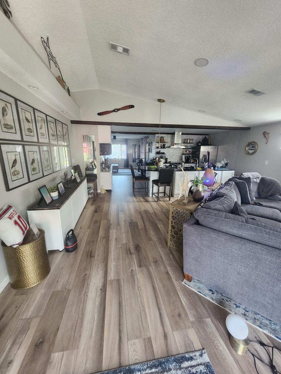 Profile photo 1 of 14