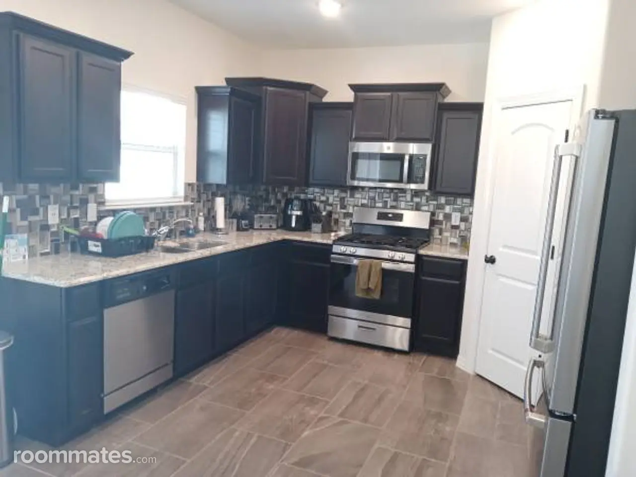 Profile photo 12 of 15