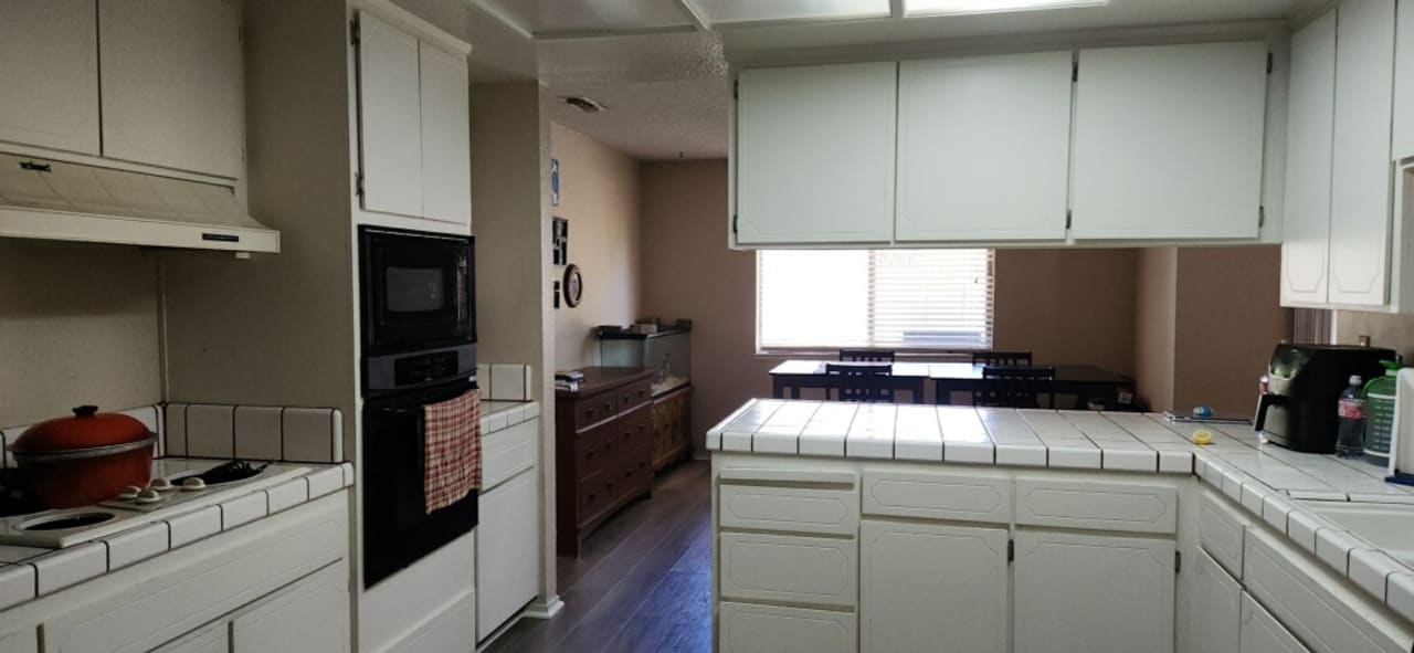 Profile photo 6 of 8