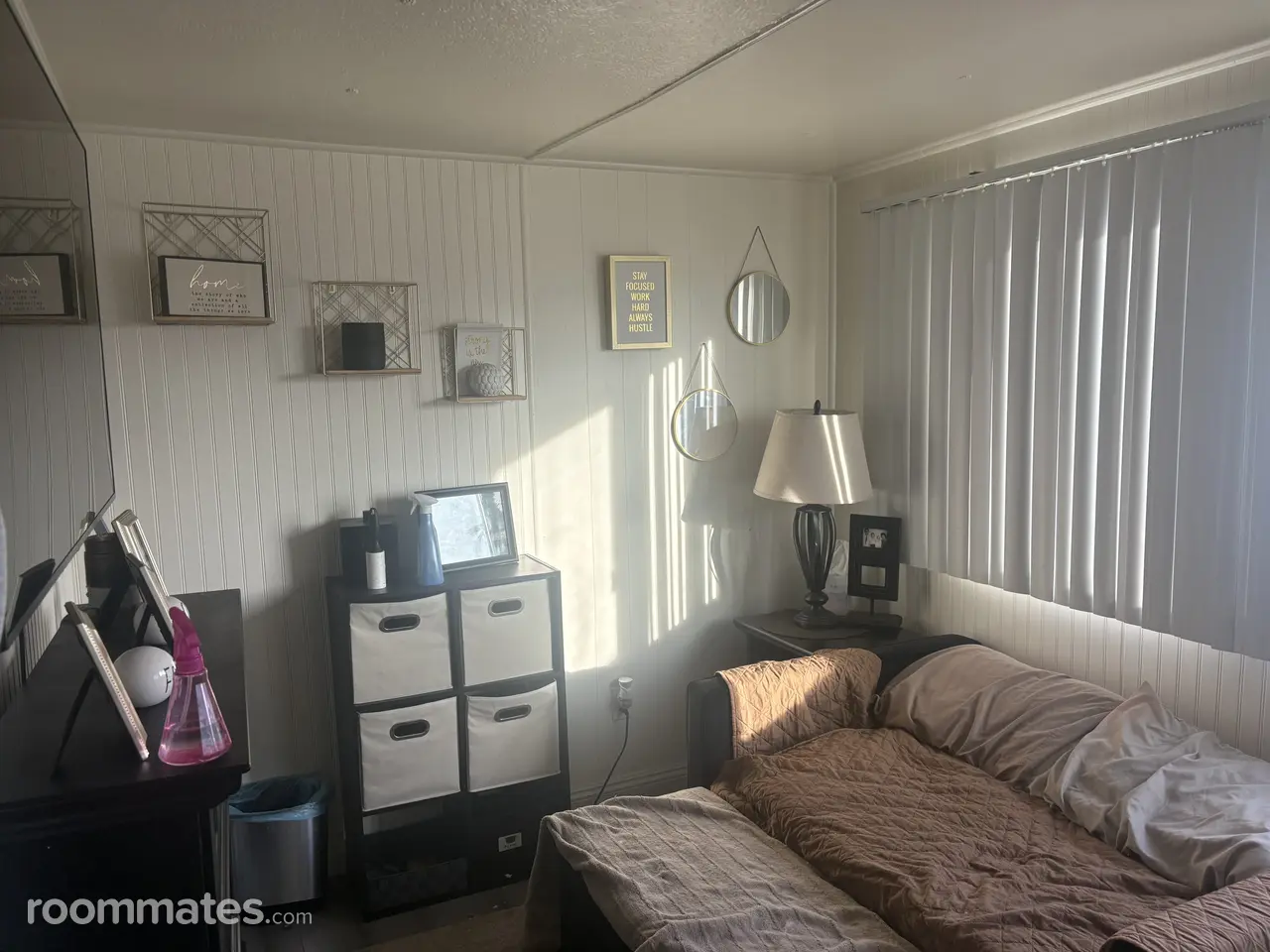 Profile photo 2 of 4