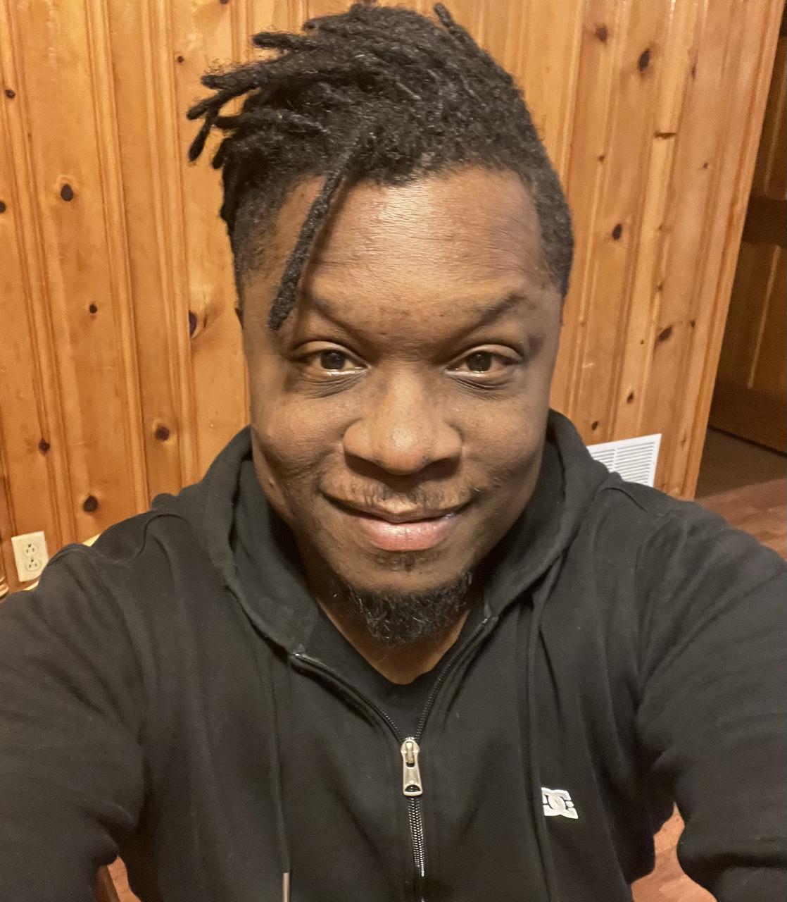 Profile photo 1 of 1