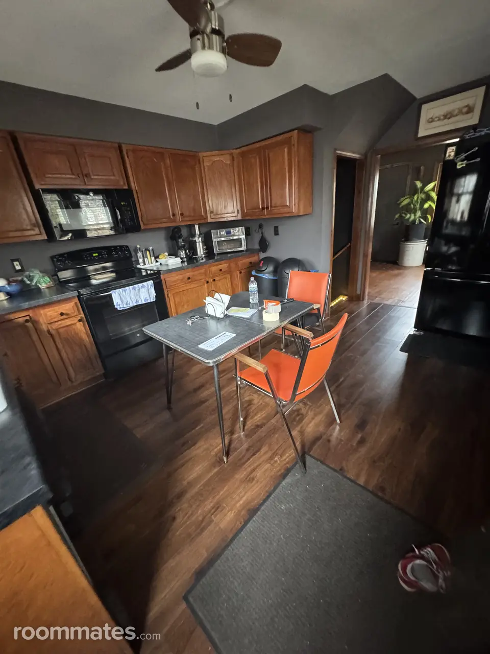 Profile photo 3 of 11