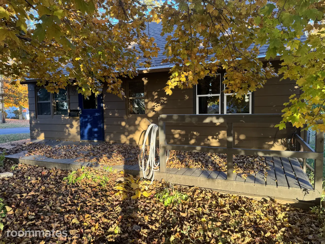 Profile photo 1 of 3