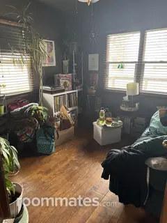 Room for rent in Madison, WI $8001200, house