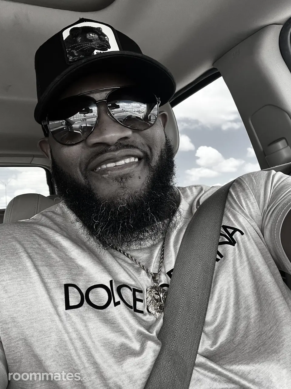 Profile photo 1 of 2