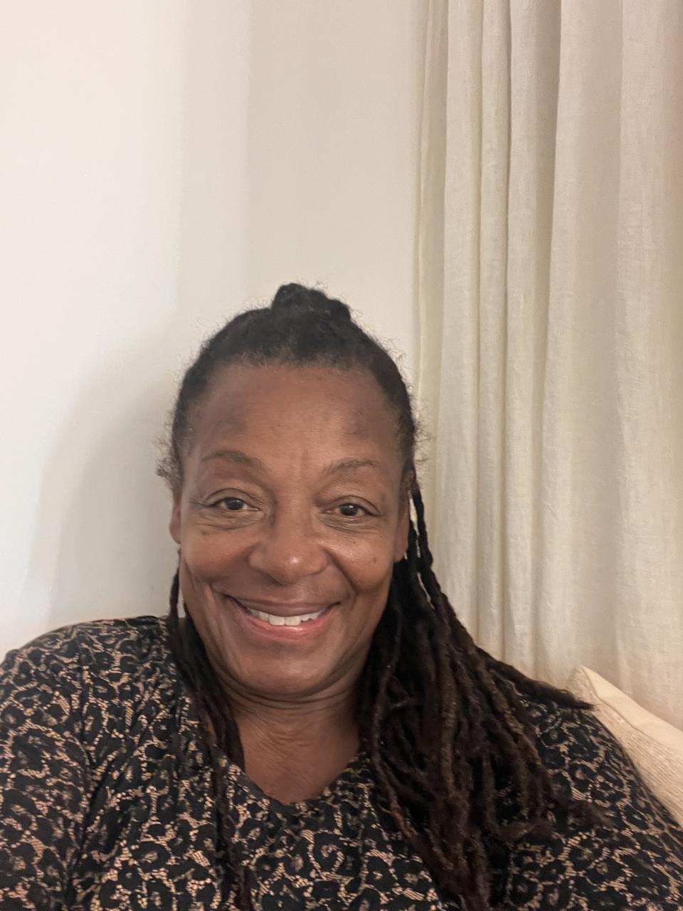 Profile photo 12 of 13