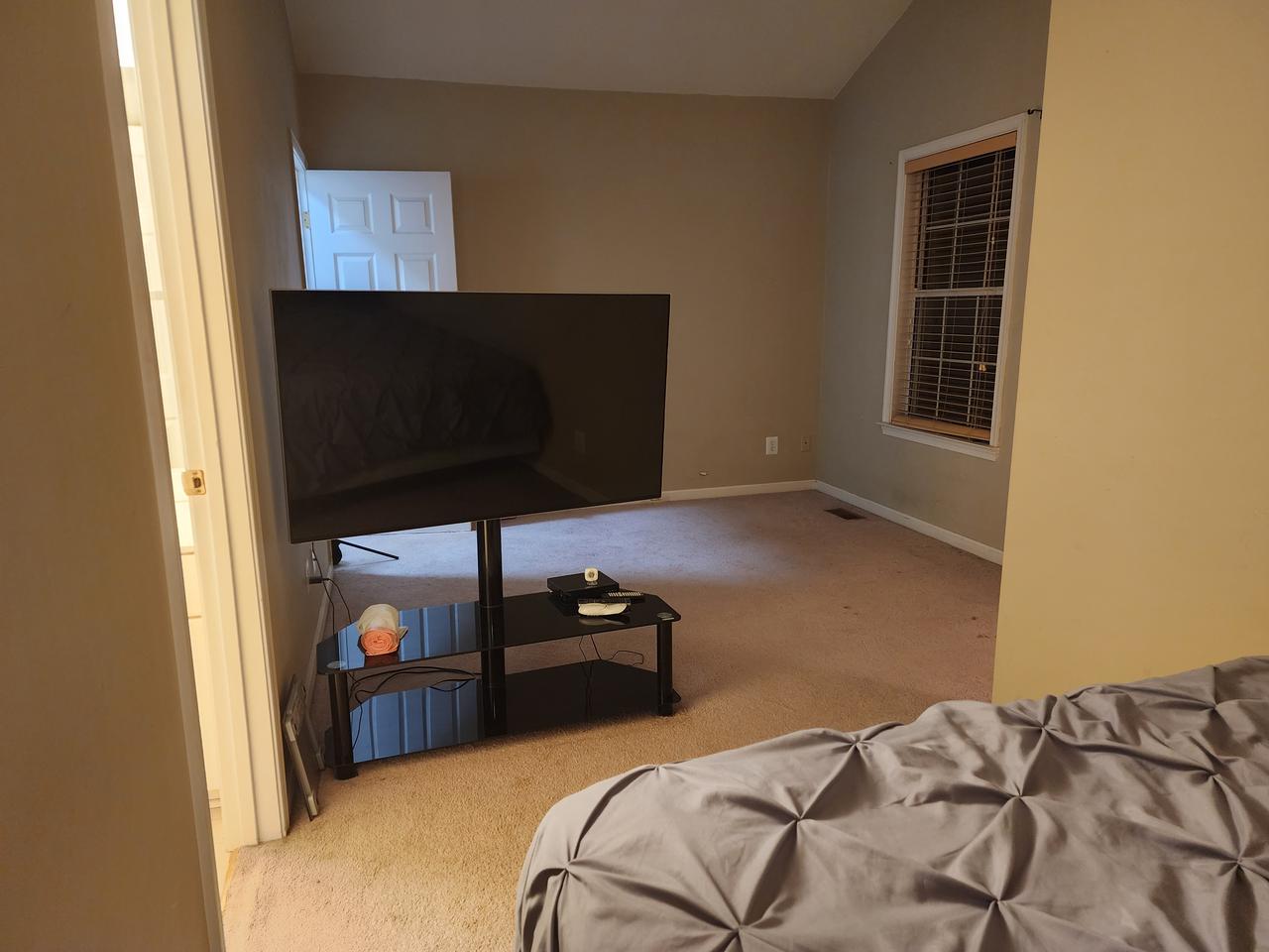 Profile photo 4 of 11