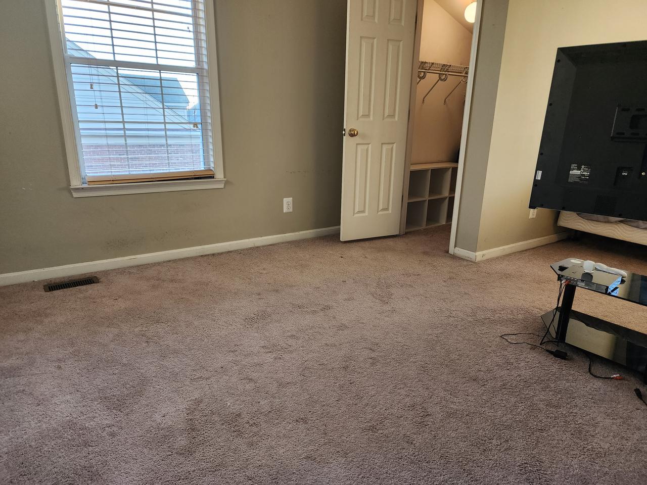 Profile photo 7 of 11