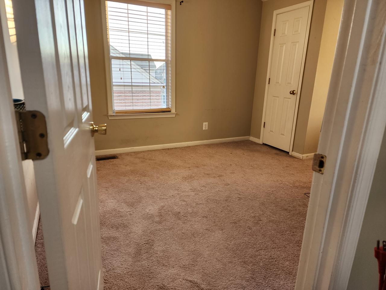 Profile photo 2 of 11