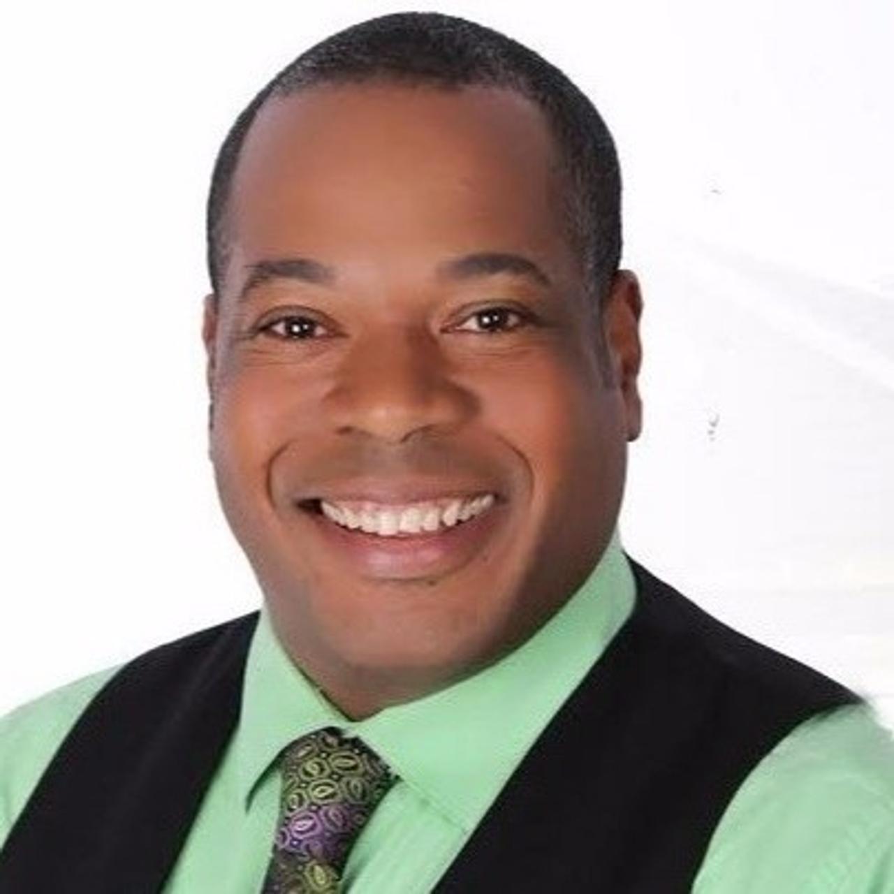 Profile photo 11 of 11