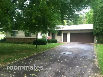 Room for rent in Eagan, MN $575, house
