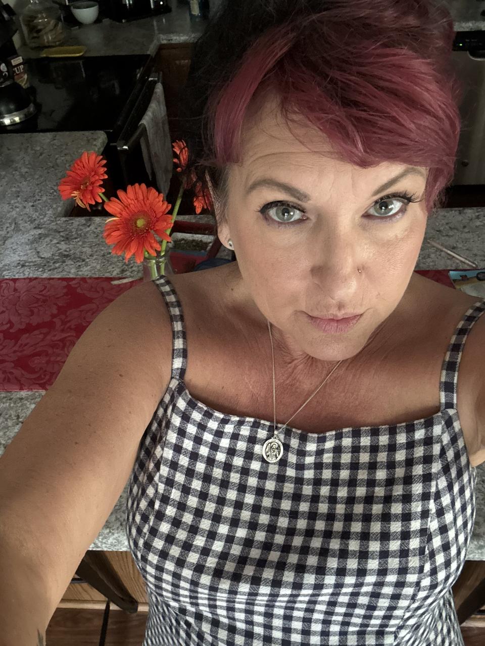 Profile photo 13 of 15