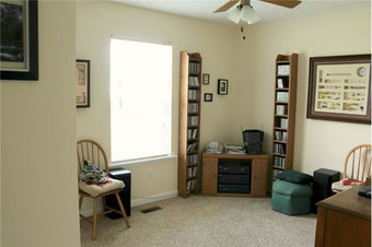 Room for rent in La Vergne, TN $650, house