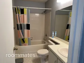 Room for rent in Hamilton, NJ $980, apartment