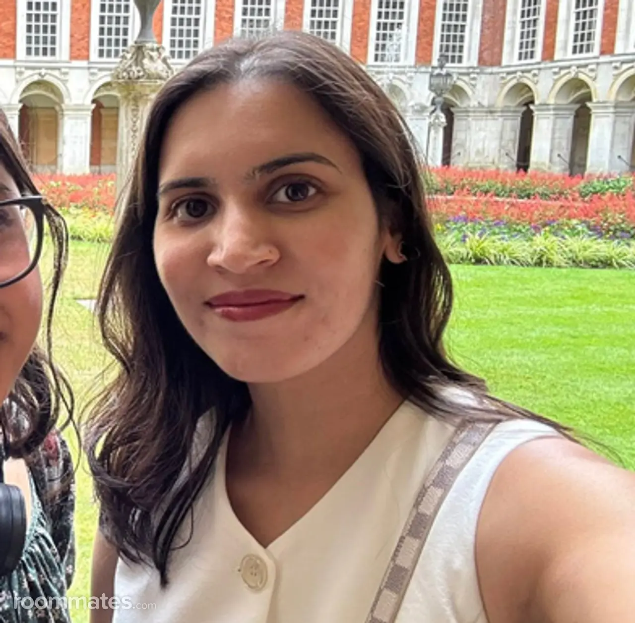 Profile photo 9 of 9