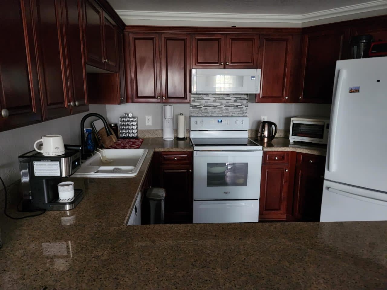 Profile photo 3 of 11