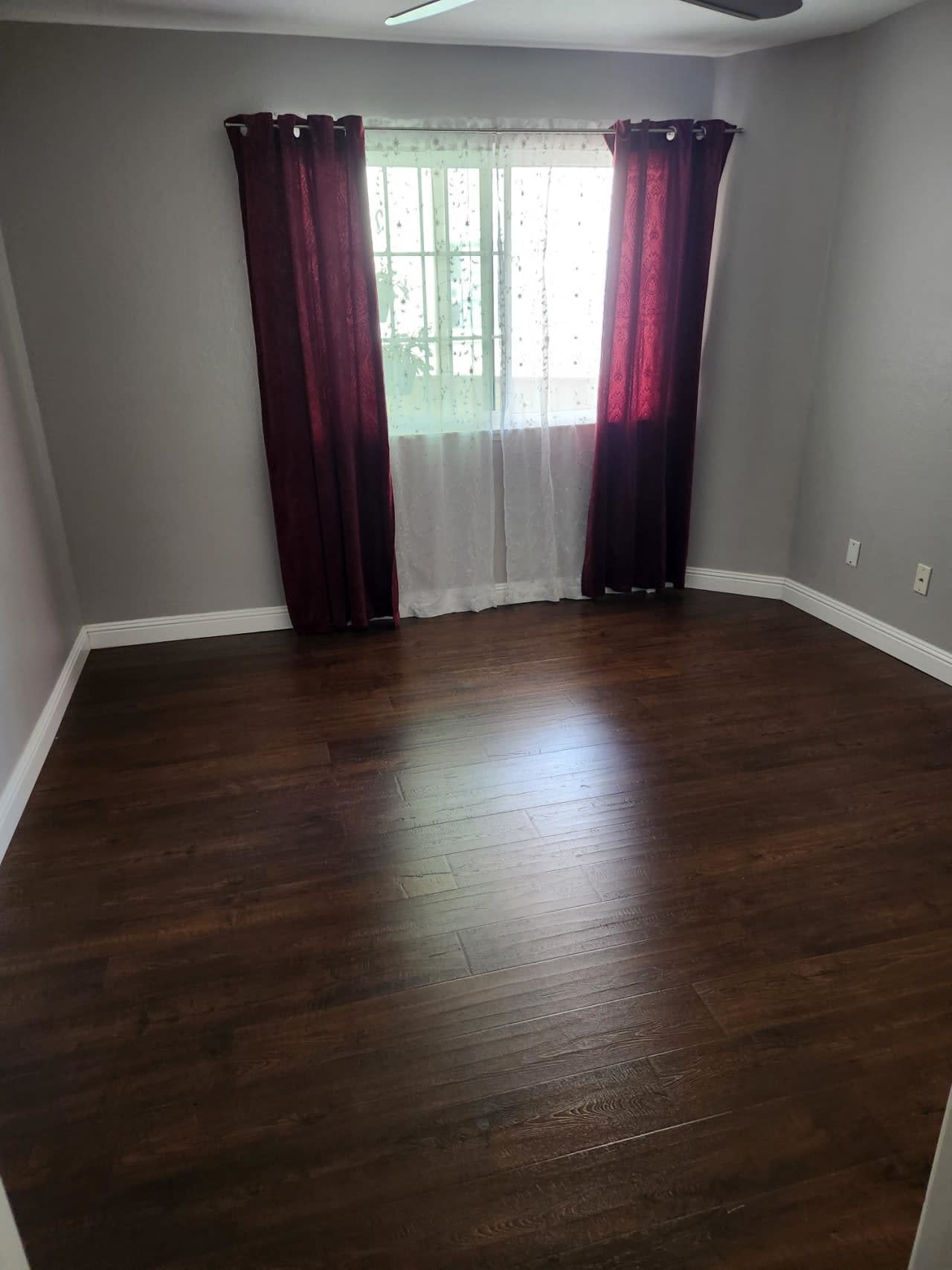 Profile photo 8 of 11