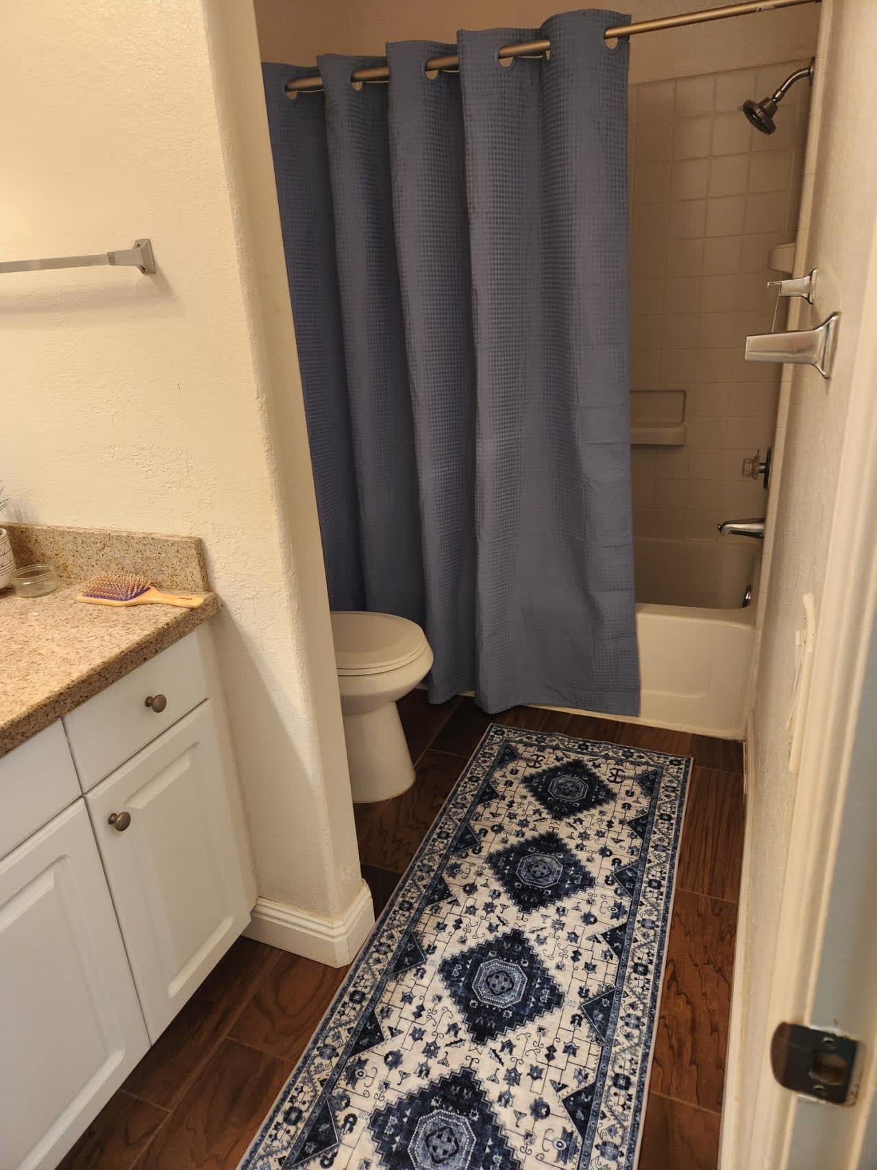 Profile photo 4 of 11