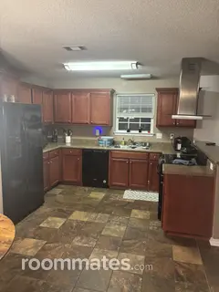 Room for rent in Navarre, FL $800, house