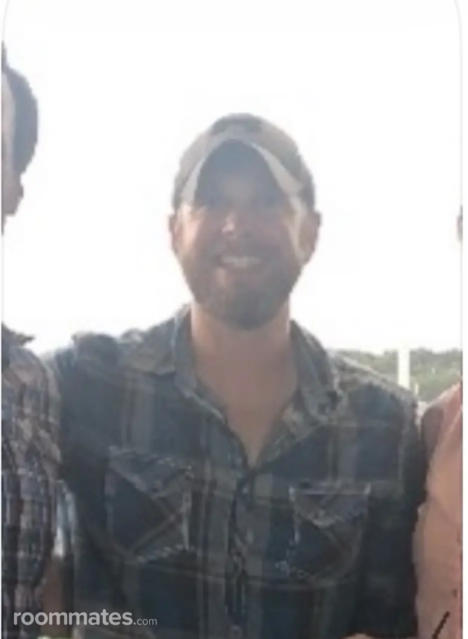 Profile photo 9 of 9