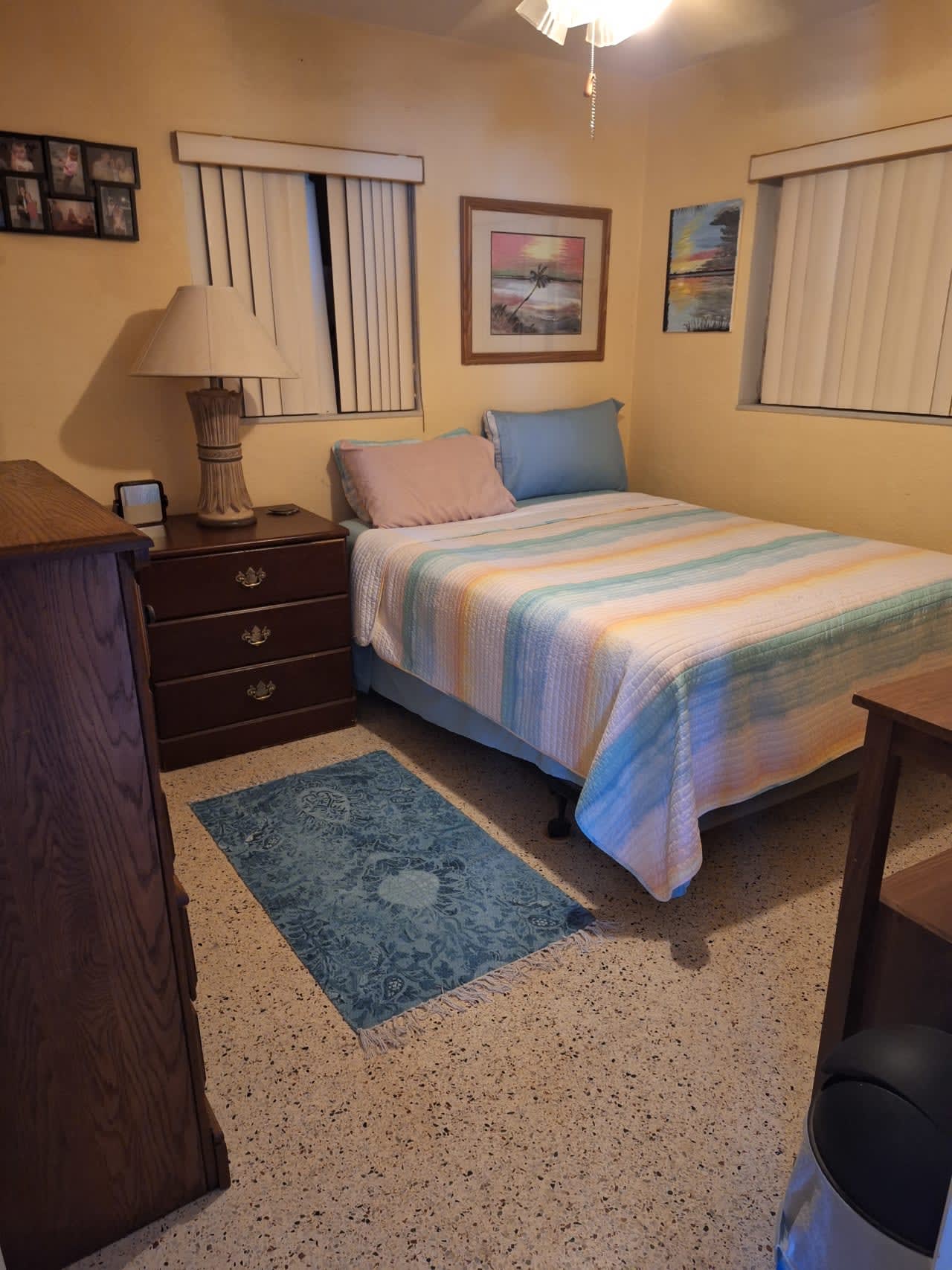 Profile photo 7 of 12