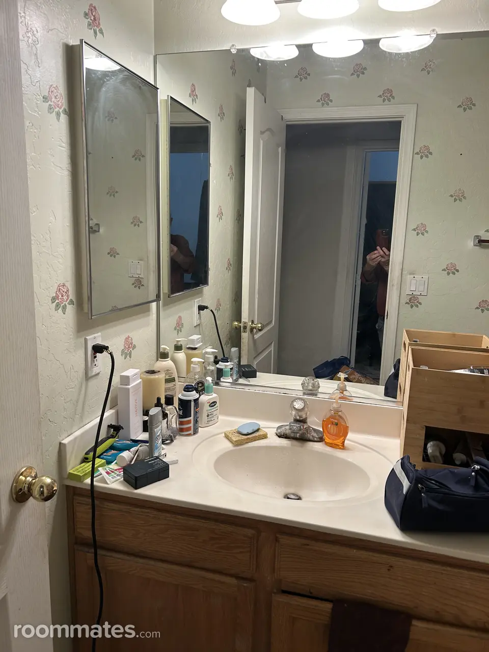 Profile photo 6 of 9