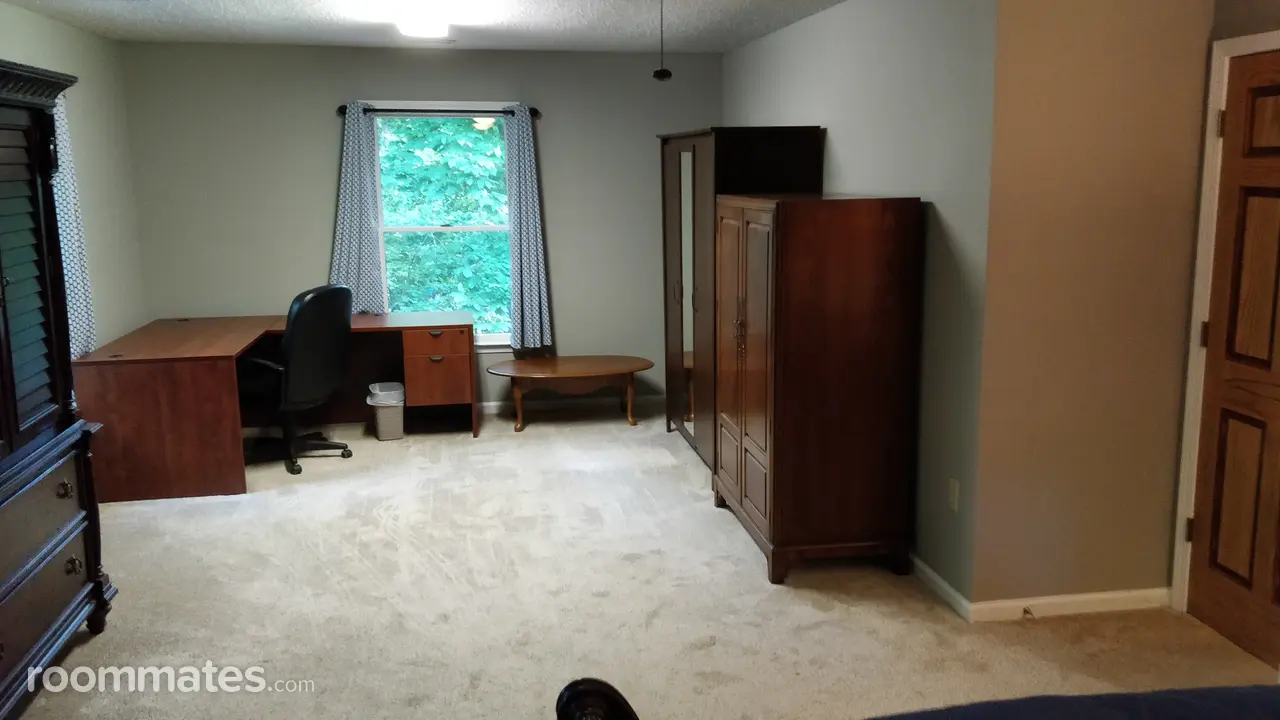 Profile photo 8 of 11